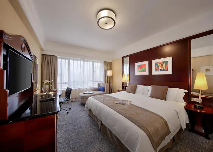Royal Hotel 5*