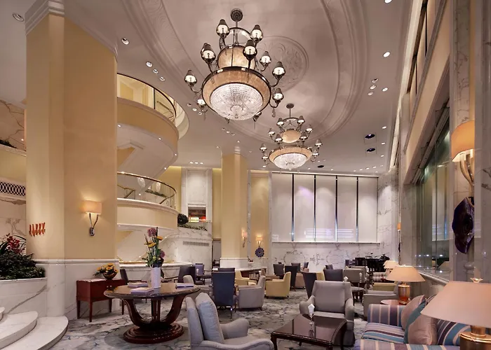 Royal Hotel 5*