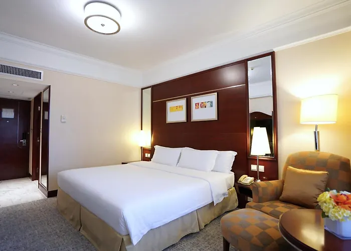 Royal Hotel