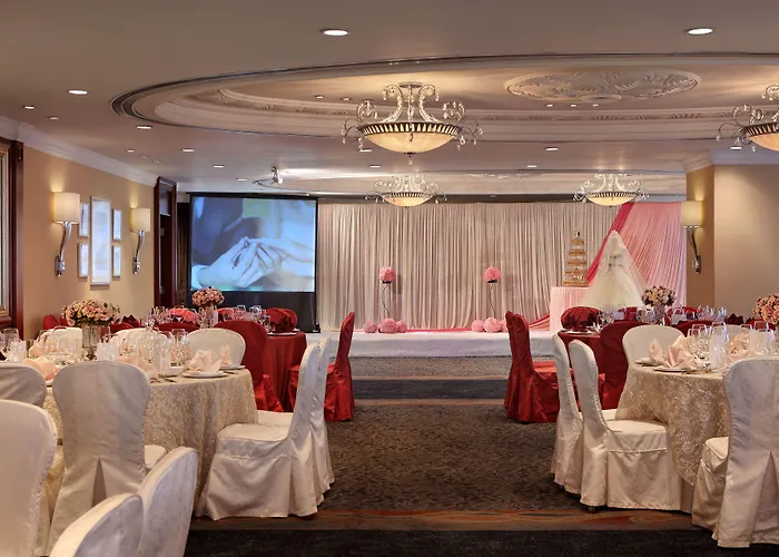 Royal Hotel 5*