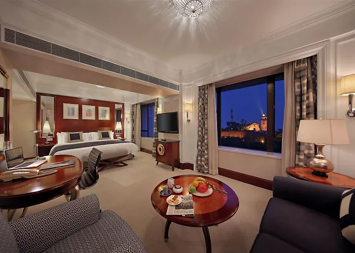 Royal Hotel