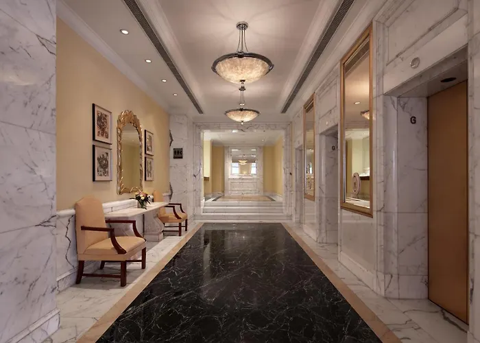 Royal Hotel 5*